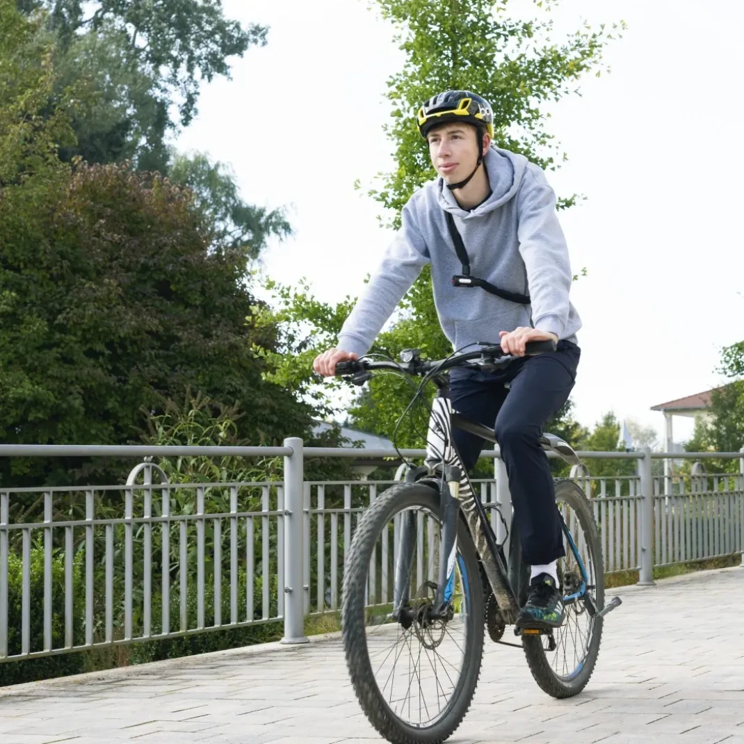 Fahrrad-Kettenschloss mit Leuchtschlüssel, 120 cm, Schwarz
