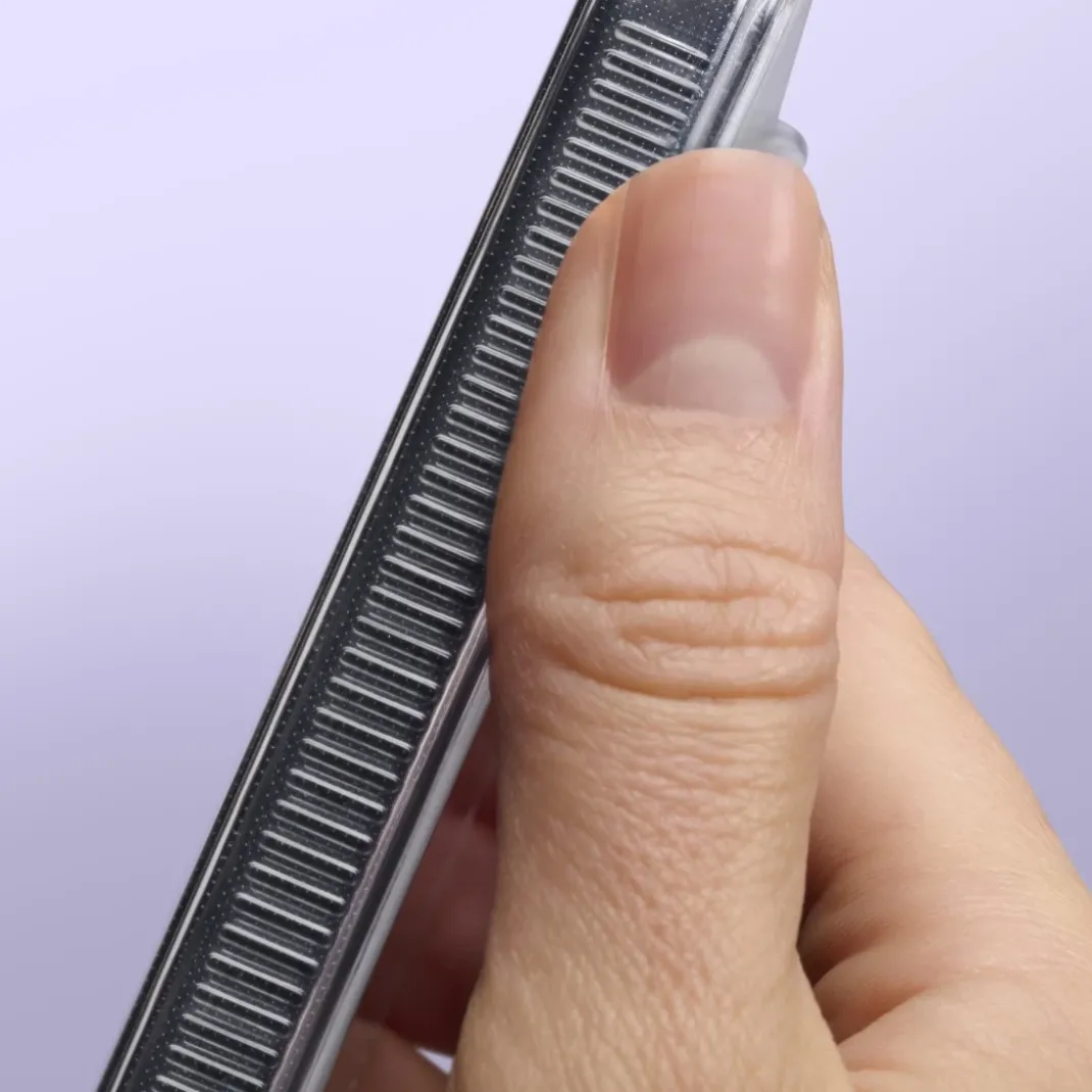Handyhülle "Extreme Protect" für Apple iPhone 17, durchsichtig