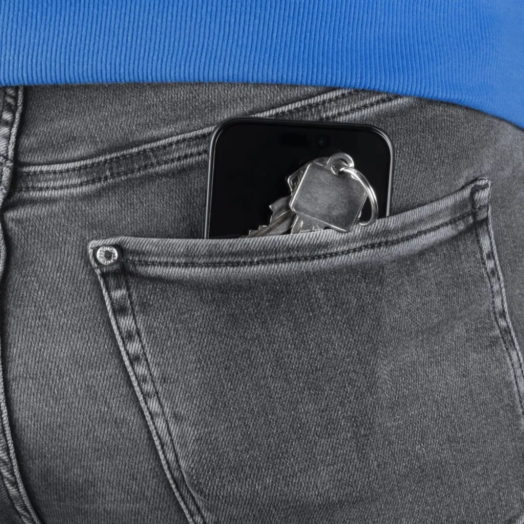 Handy-Schutzglas "Extreme Protect" für Apple iPhone 16, Montagehilfe