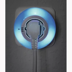 LED-Nachtlicht "Circle Colour" m. integr. Steckdose, Lichtsensor, 3 Farben