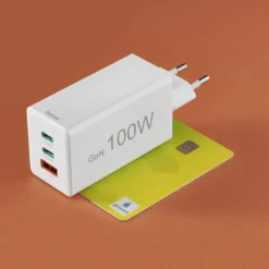 Schnellladegerät, GaN, 2x USB-C, 1x USB-A, Mini-Ladegerät, PD, 100 W, Weiß