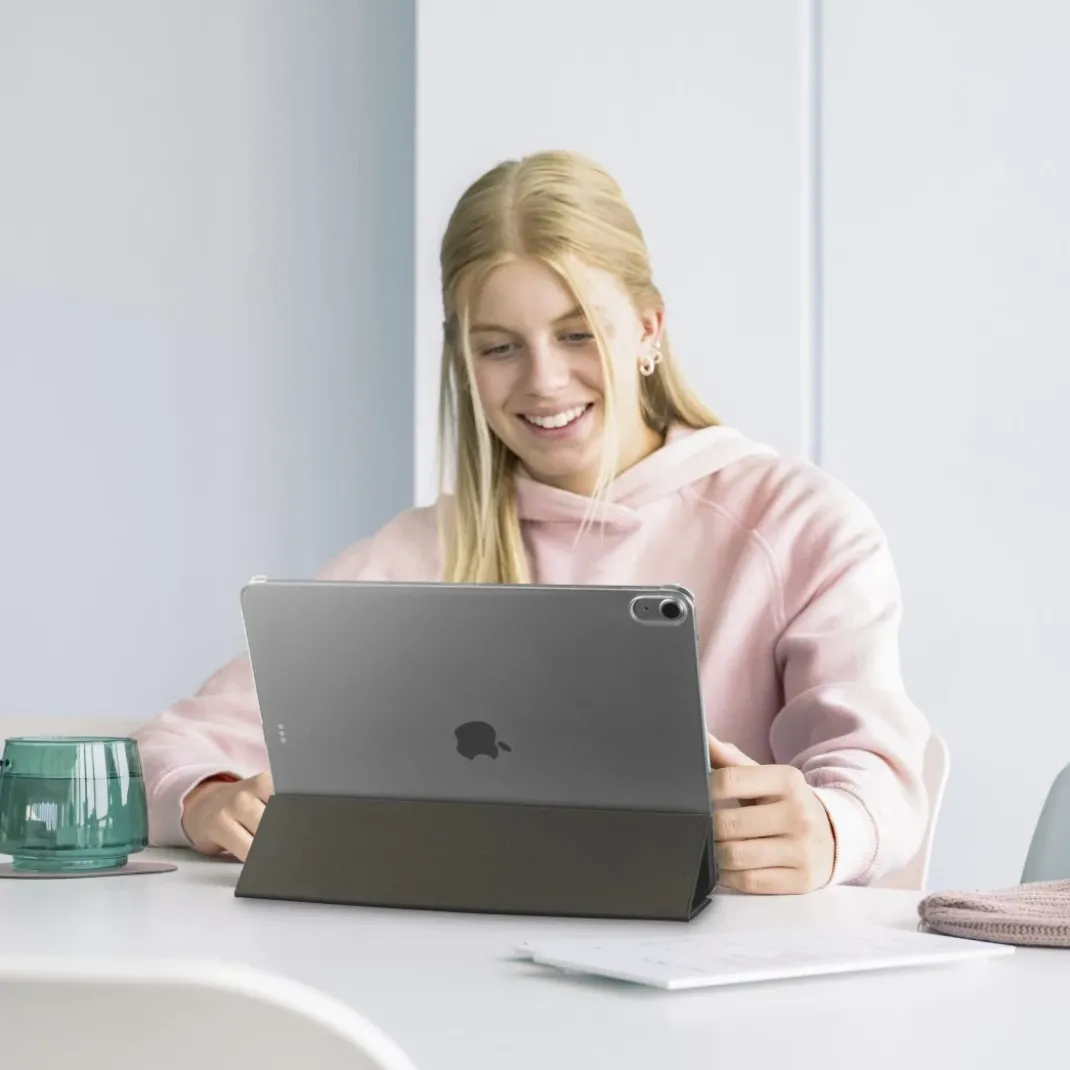 Tablet-Hülle "Fold Clear" für iPad Air 13" (2026/2025/2024), Schwarz